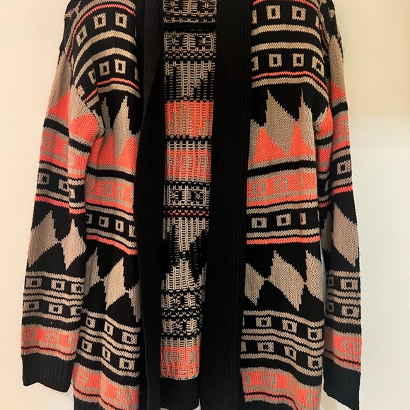 Xhilaration Sweaters - Xhilaration Black and Pink Geometric Cardigan